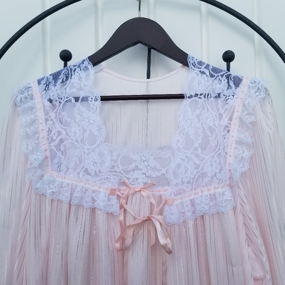 Chardin vintage pink lace two piece nightgown slip - Picture 3 of 15